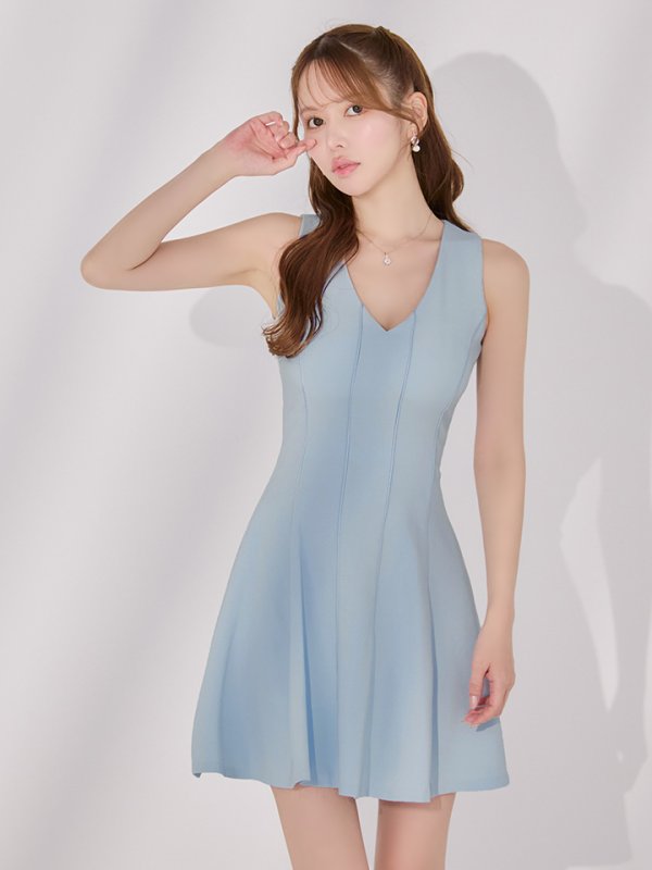 ブルー モデル:ゆめ 身長:160cm 着用サイズ:Sサイズ