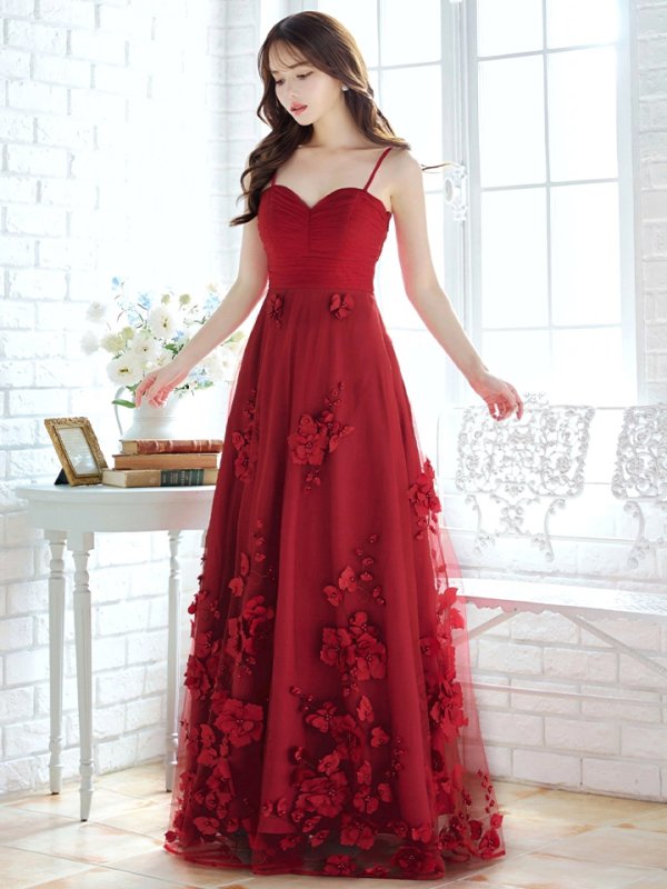 ダークレッド モデル：ゆめ　身長：160cm　着用サイズ：8号(Sサイズ)