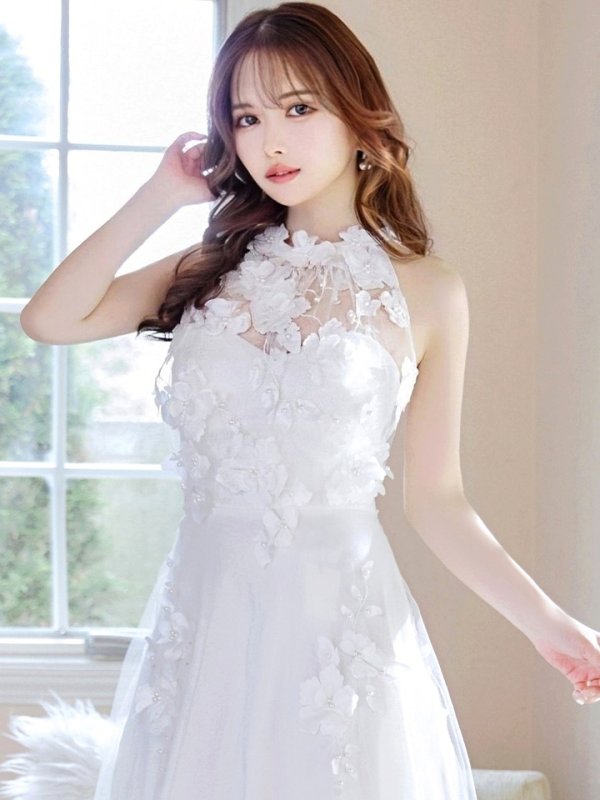 アイボリー モデル:ゆめ 身長:160cm 着用サイズ:8号(Sサイズ)