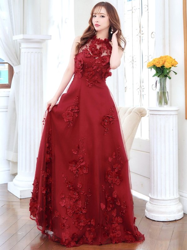 ダークレッド モデル:真優川咲 身長:158cm 着用サイズ:8号(Sサイズ)