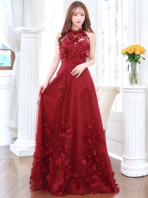 ダークレッド モデル：真優川咲　身長：158cm　着用サイズ：8号(Sサイズ)