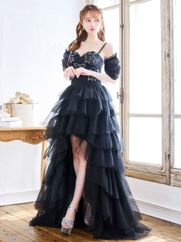 ブラック モデル:ゆめ 身長:160cm 着用サイズ:8号(Sサイズ)