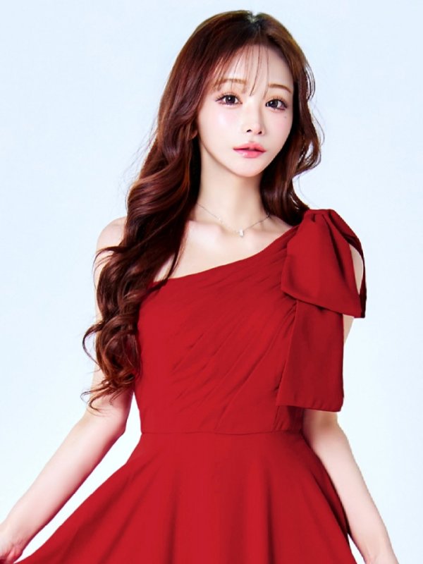 ダークレッド　モデル：真優川咲　身長：158cm　着用サイズ：Sサイズ