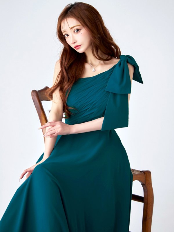 ティールL　モデル：真優川咲　身長：158cm　着用サイズ：Sサイズ