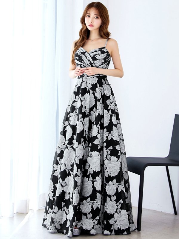 ブラックシルバー モデル：ゆめ　身長：160cm　着用サイズ：8号(Sサイズ)