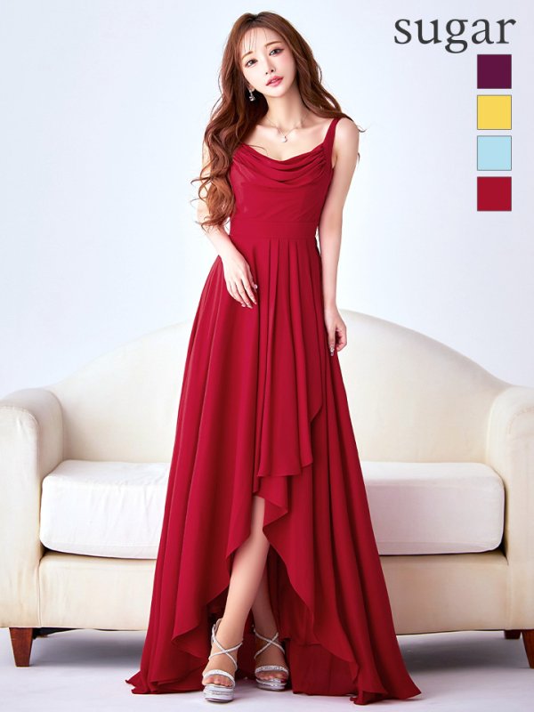 ダークレッド モデル：真優川咲　身長：158cm　着用サイズ：8号(Sサイズ)