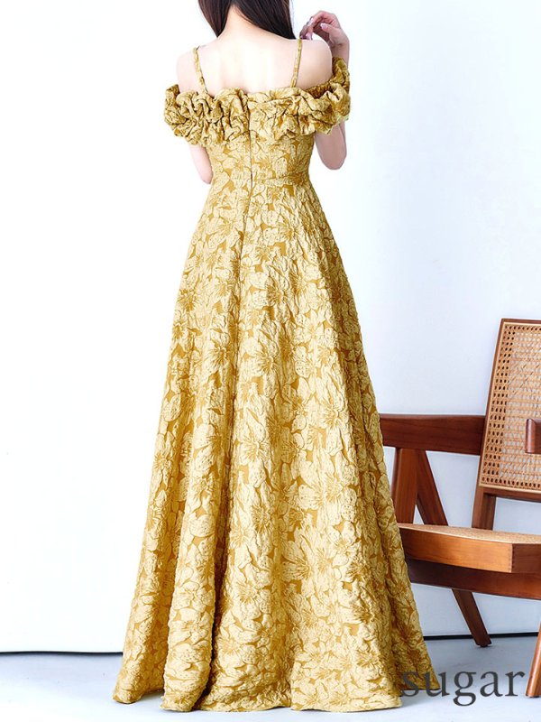 セイロンイエロー モデル：真優川咲　身長：158cm　着用サイズ：8号(Sサイズ)