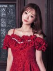 ダークレッド モデル：真優川咲　身長：158cm　着用サイズ：8号(Sサイズ)