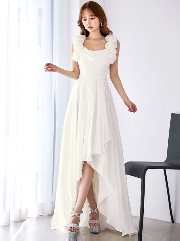 アイボリー モデル：ゆめ　身長：160cm　着用サイズ：8号(Sサイズ)