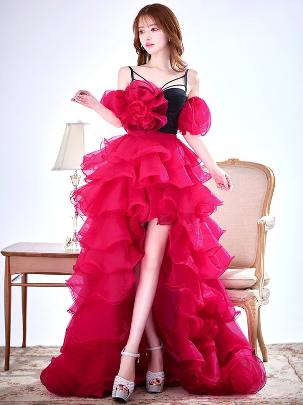 クランベリーブラック　モデル：ゆめ　身長：160cm　着用サイズ：8号(Sサイズ)