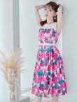 画像6: XS-Lサイズあり 【GINZA COUTURE/銀座クチュール】フラワープリント/ ハイウエスト/ ノースリーブ/ フレア/ Aライン/ ひざ丈/ ワンピース/ ミディアムドレス/ キャバドレス[OF2] (6)