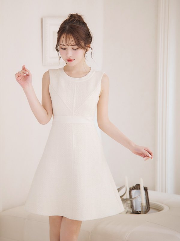 ホワイト モデル:ゆめ 身長:160cm 着用サイズ:XSサイズ