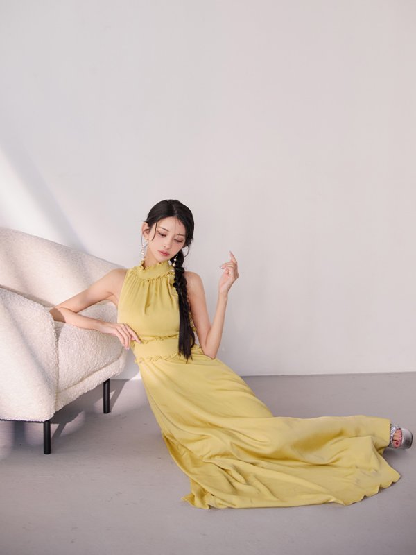 イエロー モデル：まおちゃる　身長：158cm　着用サイズ：7号(Sサイズ)