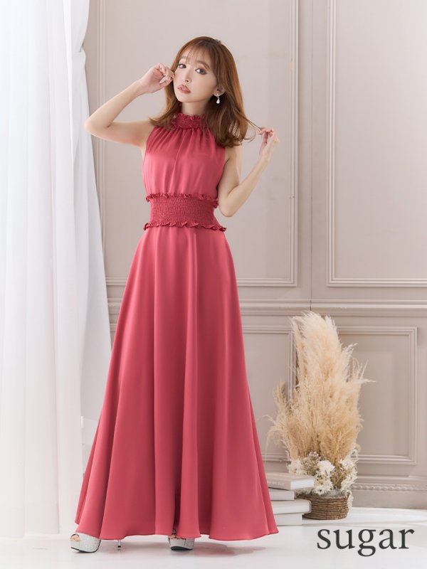 レッド モデル：杉山佳那恵　身長：158cm　着用サイズ：5号(XSサイズ)