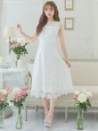 画像7: XS-Lサイズあり 【GINZA COUTURE/銀座クチュール】フラワーレース/ ワンカラー/ ノースリーブ/ ボートネック/ ウエストリボン/ ミディアム丈/ 膝丈/ Aライン/ フレア/ ワンピース/ ミディアムドレス/ キャバドレス[OF2] (7)