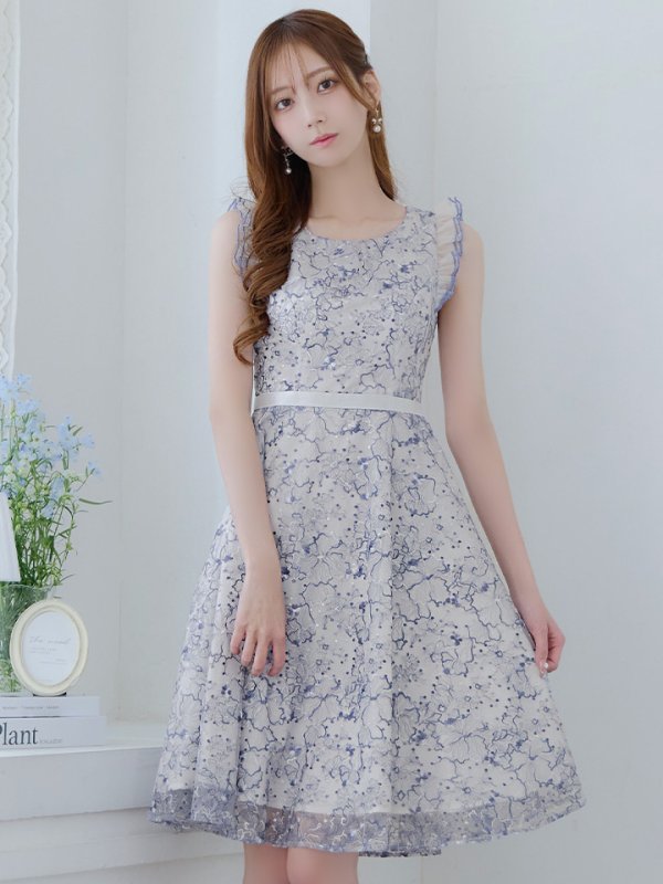 ブルー モデル:あすか 身長:170cm 着用サイズ:5号(XSサイズ)