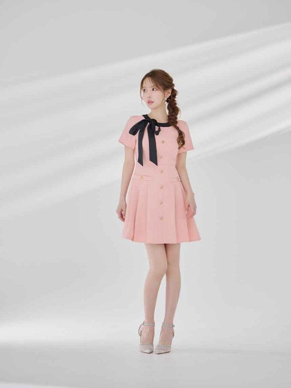 ピンク モデル：ゆめ　身長：160cm　着用サイズ：7号(Sサイズ)