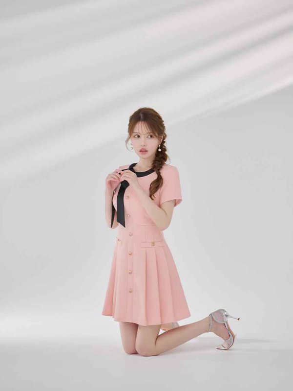 ピンク モデル：ゆめ　身長：160cm　着用サイズ：7号(Sサイズ)