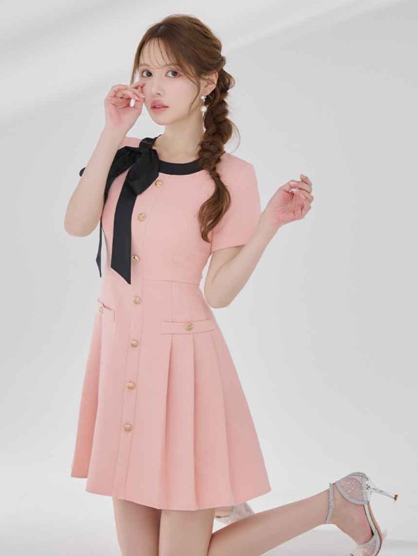 ピンク モデル：ゆめ　身長：160cm　着用サイズ：7号(Sサイズ)