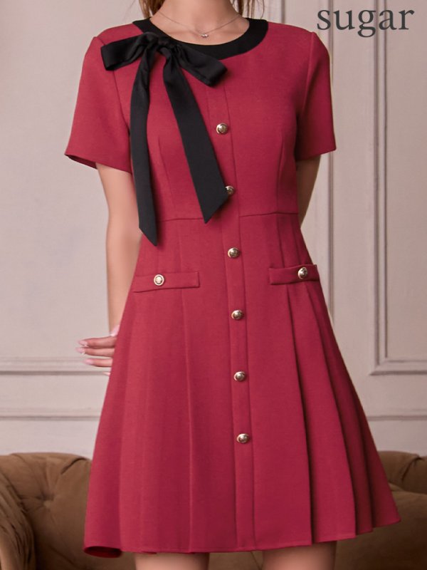 レッド　モデル：るりぴ　身長：165cm　着用サイズ：Sサイズ