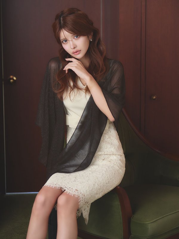 ブラック　モデル：まりん　身長：164cm　着用サイズ：Fサイズ