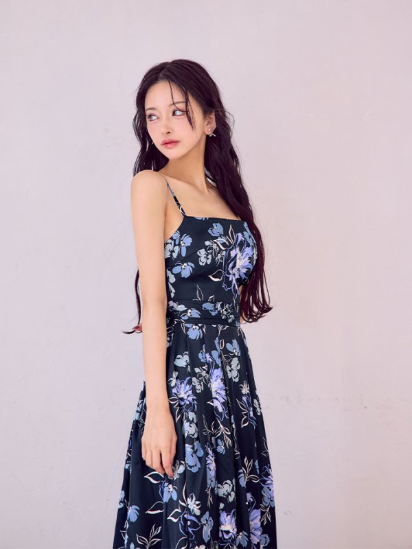 ブラックｘパープル　モデル：まおちゃる　身長：156cm　着用サイズ：Sサイズ