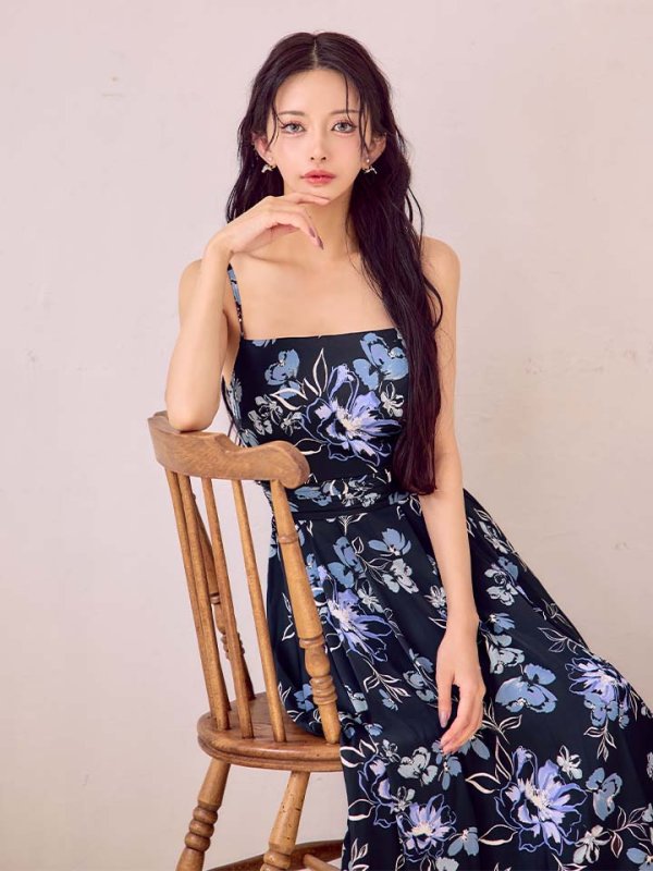 ブラックｘパープル　モデル：まおちゃる　身長：156cm　着用サイズ：Sサイズ