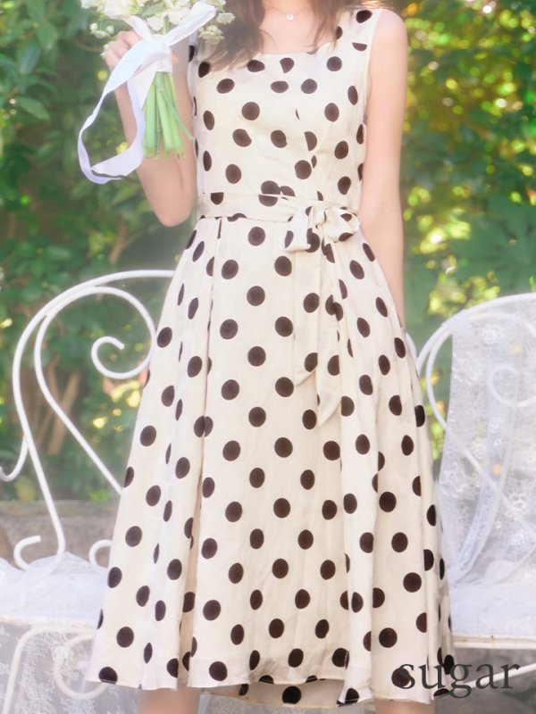 ベージュ　モデル：きほ　身長：169cm　着用サイズ：Sサイズ