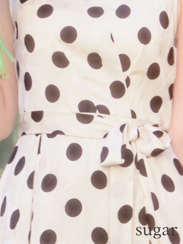 ベージュ　モデル：きほ　身長：169cm　着用サイズ：Sサイズ