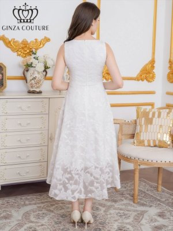 ホワイト　モデル：Didi　身長：166cm　着用サイズ：7号(Sサイズ)着用