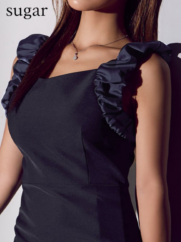 ネイビー モデル：カレン　身長：153cm 着用サイズ：7号(Sサイズ)