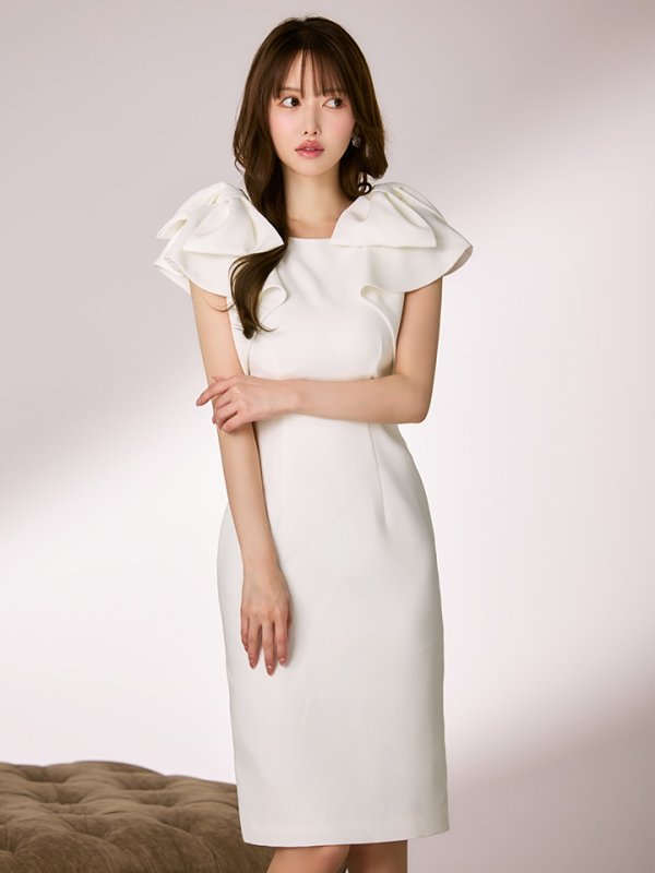 ホワイト　モデル：ゆめ　身長：160cm　着用サイズ：Sサイズ