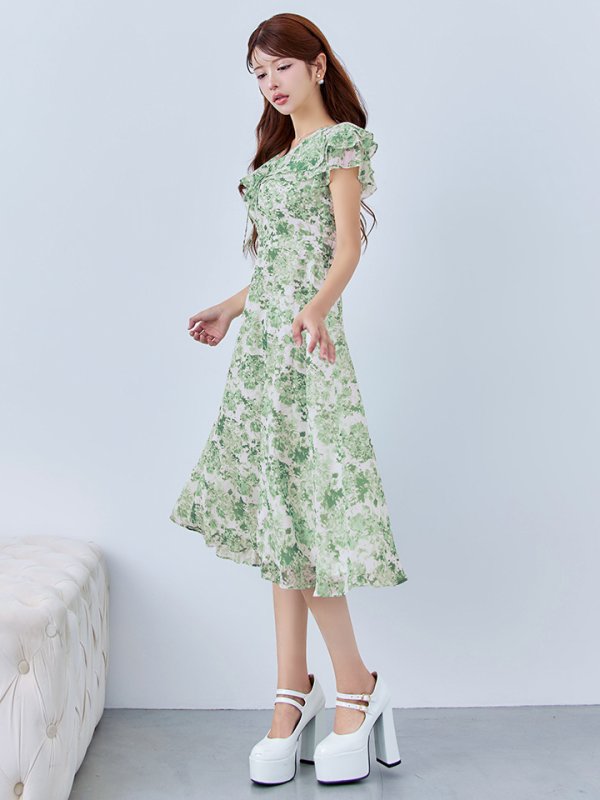 グリーン モデル：まりん　身長：164cm 　着用サイズ：Sサイズ