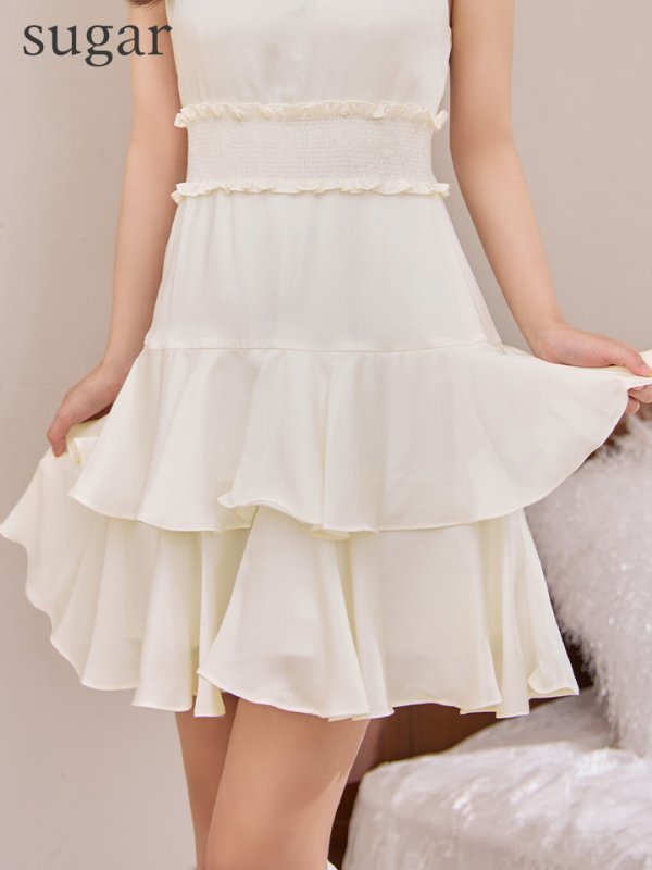 ホワイト モデル:にじほ 身長:160cm 着用サイズ:7号(Sサイズ)