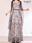 ホワイトxブラック  モデル:ゆめ 身長:160cm 着用サイズ:/7号(Sサイズ)
