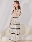 ブラックホワイト　モデル：ゆめ　身長：160cm　着用サイズ：7号(Sサイズ)
