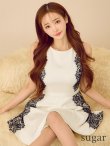 アイボリーx ブラック　モデル：真優川咲　身長：158cm:Sサイズ