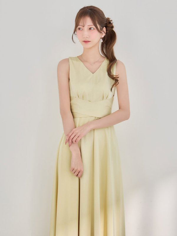 イエロー　モデル：あすか　身長：170cm　着用サイズ：7号(Sサイズ)