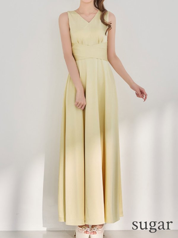 イエロー　モデル：あすか　身長：170cm　着用サイズ：7号(Sサイズ)