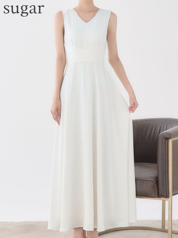 ホワイト　モデル：あすか　身長：170cm　着用サイズ：Sサイズ