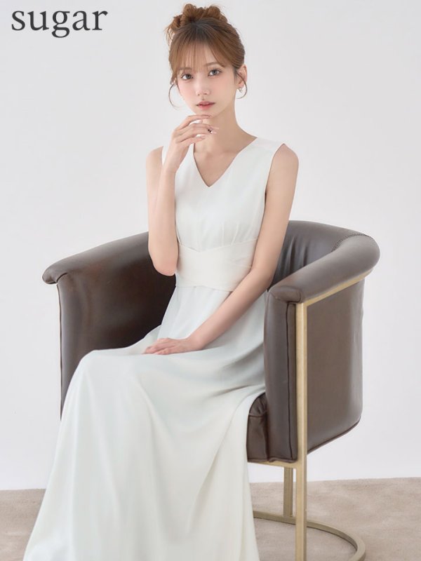 ホワイト　モデル：あすか　身長：170cm　着用サイズ：Sサイズ