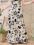 ホワイトxブラック　モデル：るりぴ　身長：165cm　着用サイズ：Sサイズ