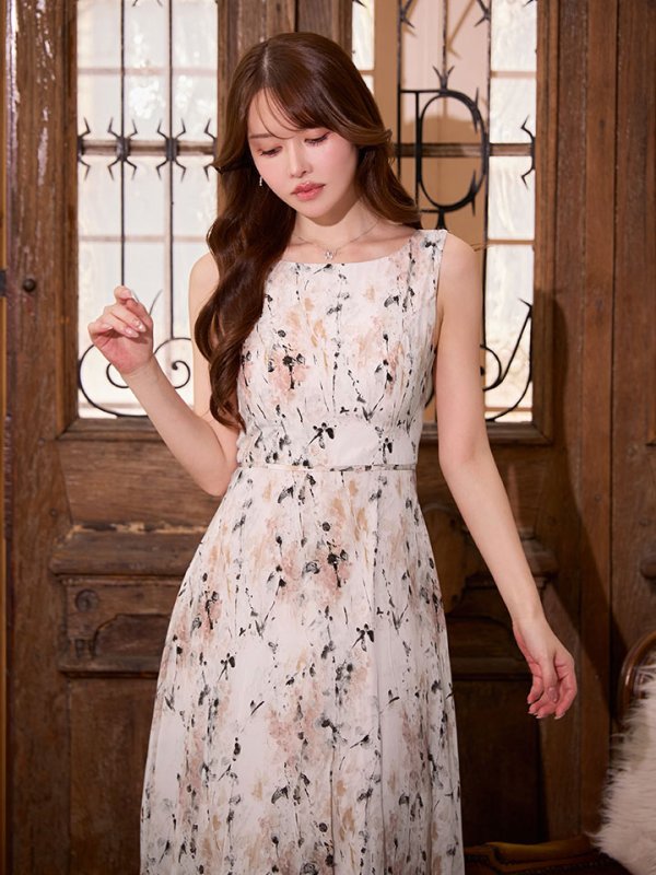 オレンジxブラック　モデル：ゆめ　身長：160cm　着用サイズ：7号(Sサイズ)