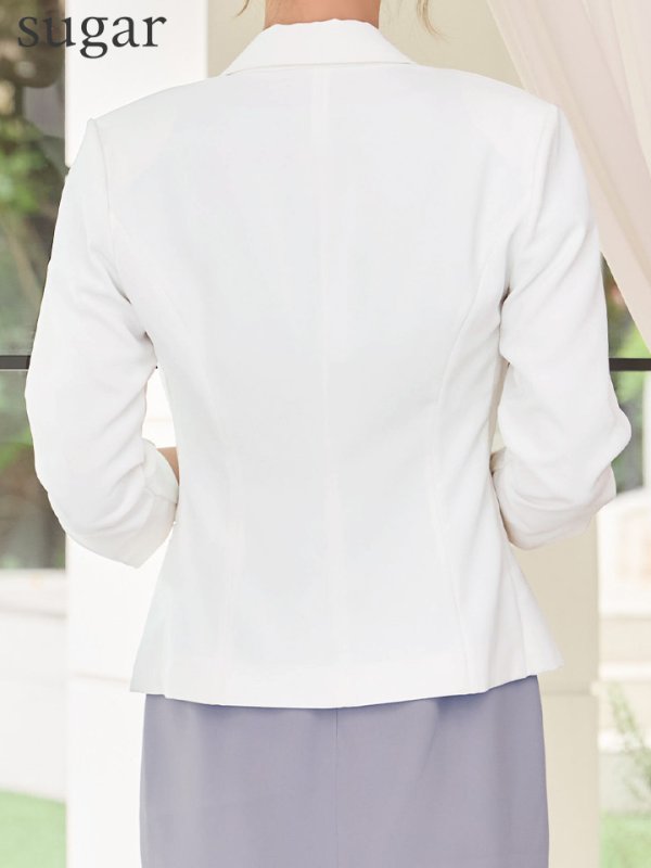 ホワイト　モデル：るりぴ　身長：165cm　着用サイズ：Sサイズ