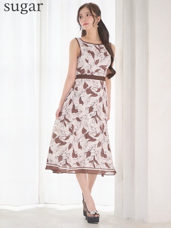 ホワイトxブラウン　モデル：せいは　身長：160cm　着用サイズ：7号(Sサイズ)