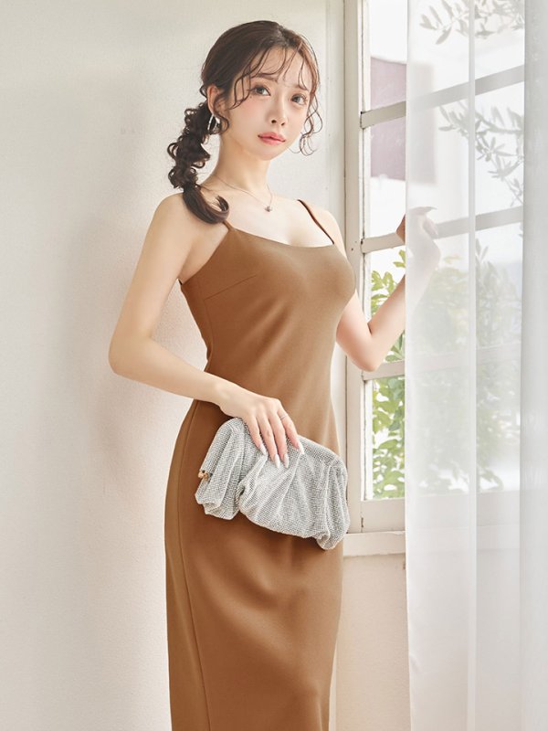 ブラウン  モデル：朝陽凪　身長：156cm　着用サイズ：Sサイズ