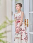 ホワイトxレッド　モデル：せいは　身長：160cm　着用サイズ：7号(Sサイズ)