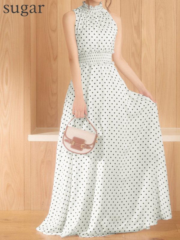 ホワイト×ブラック モデル：こはる　 着用サイズ：7号(Sサイズ)