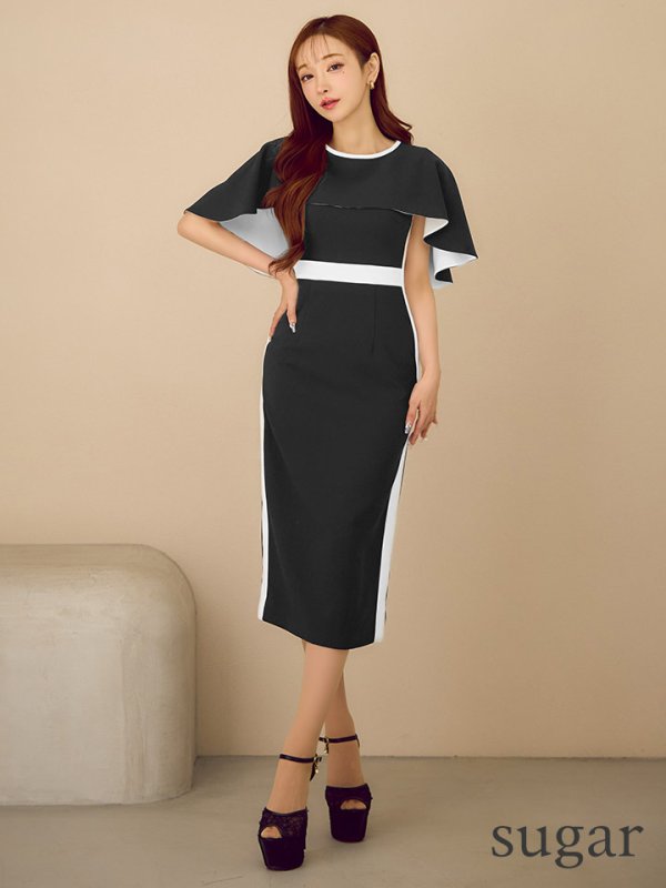 ブラックxホワイト　モデル：真優川咲　身長：158cm　着用サイズ：7号(Sサイズ)