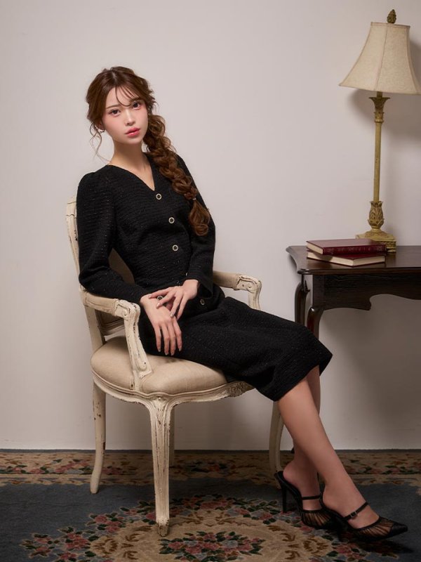 ブラック　モデル：るりぴ　身長：165cm　着用サイズ：7号(Sサイズ)